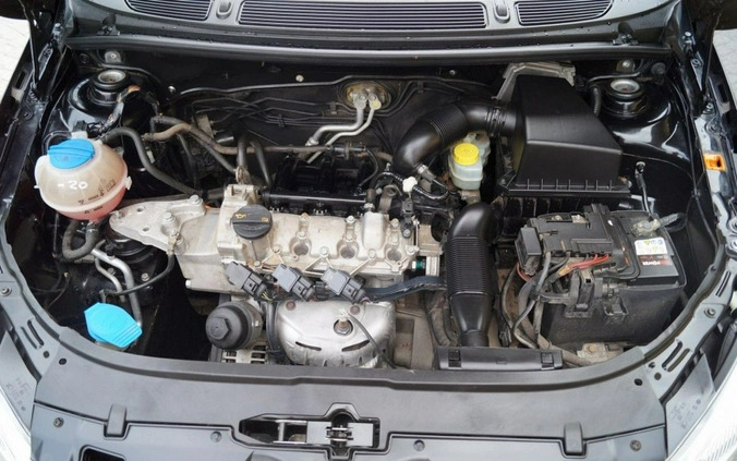 Skoda Fabia cena 15900 przebieg: 118000, rok produkcji 2010 z Podkowa Leśna małe 172